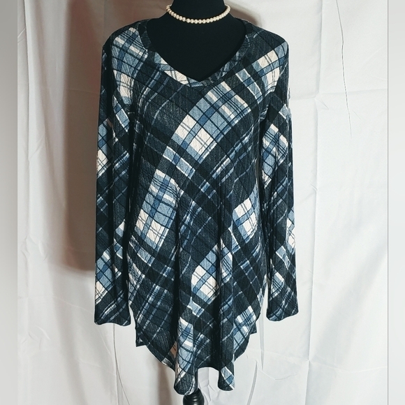 NWT Pure Essence Canada 2 PIECE Blue Plaid Mock Neck Short/Top & Matching Shawl - Picture 5 of 5